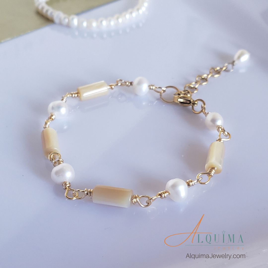 Cristina Pearl Bracelet